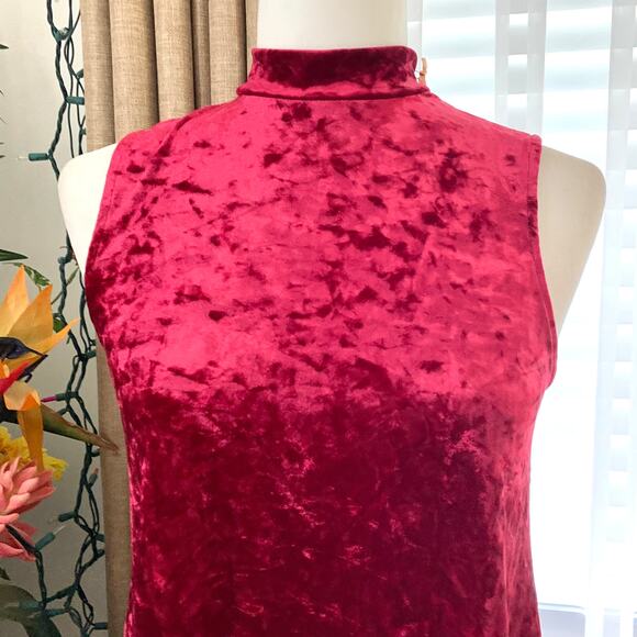 Modcloth Pure Luxe Sleeveless Crushed Velvet Velour Mini Swing Dress in Red - Picture 3 of 10